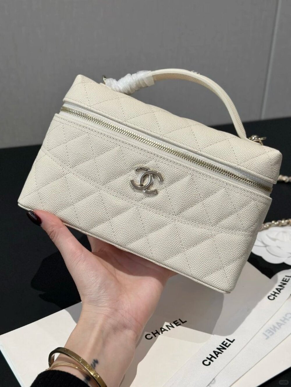 Classic CHANEL Bags: A Stylish and Versatile Choice for Elegance